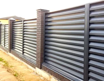 Декоративные накладки на столбы из профтрубы